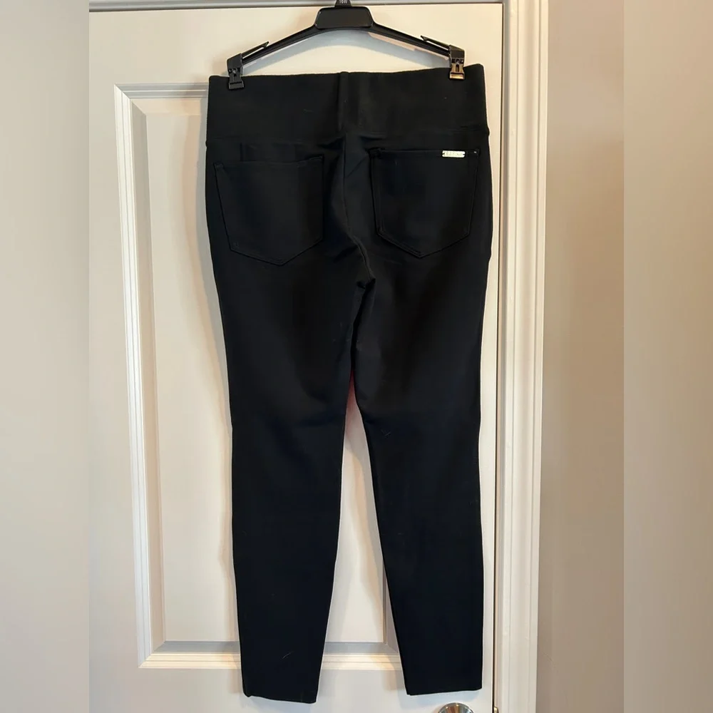 NWOT Lilly Pulitzer MIA legging - Picture 3 of 4